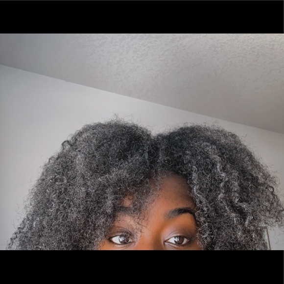 Meet your Posher, Olivia - Picture 1 of 1